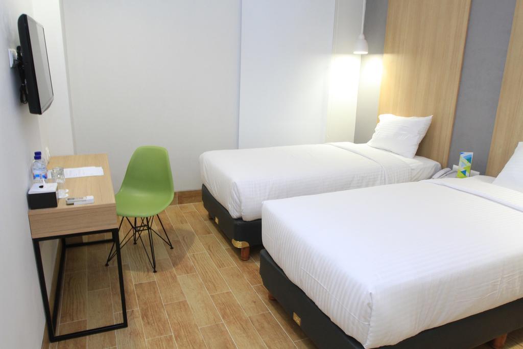 Hotel Citradream Semarang Exterior photo