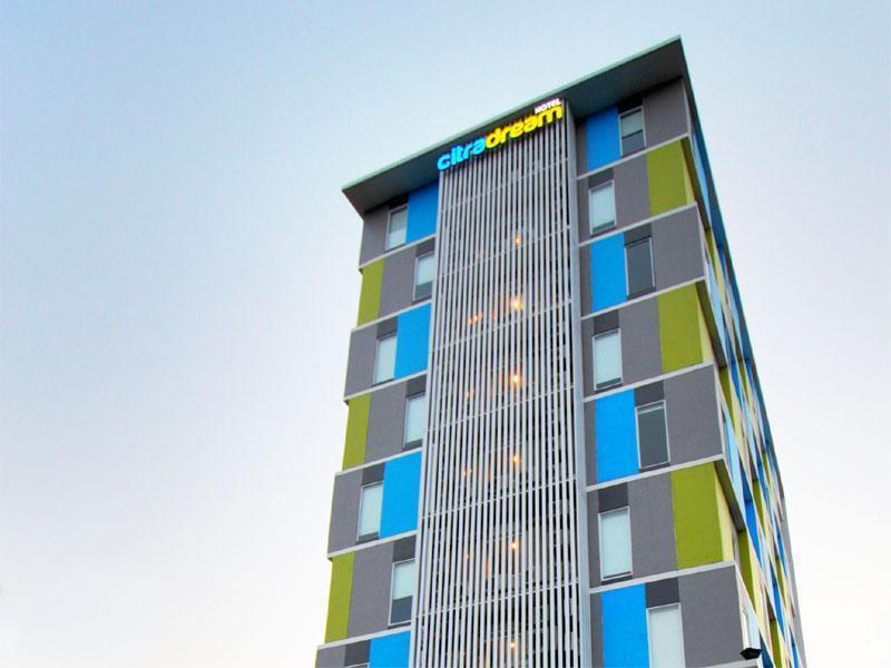 Hotel Citradream Semarang Exterior photo